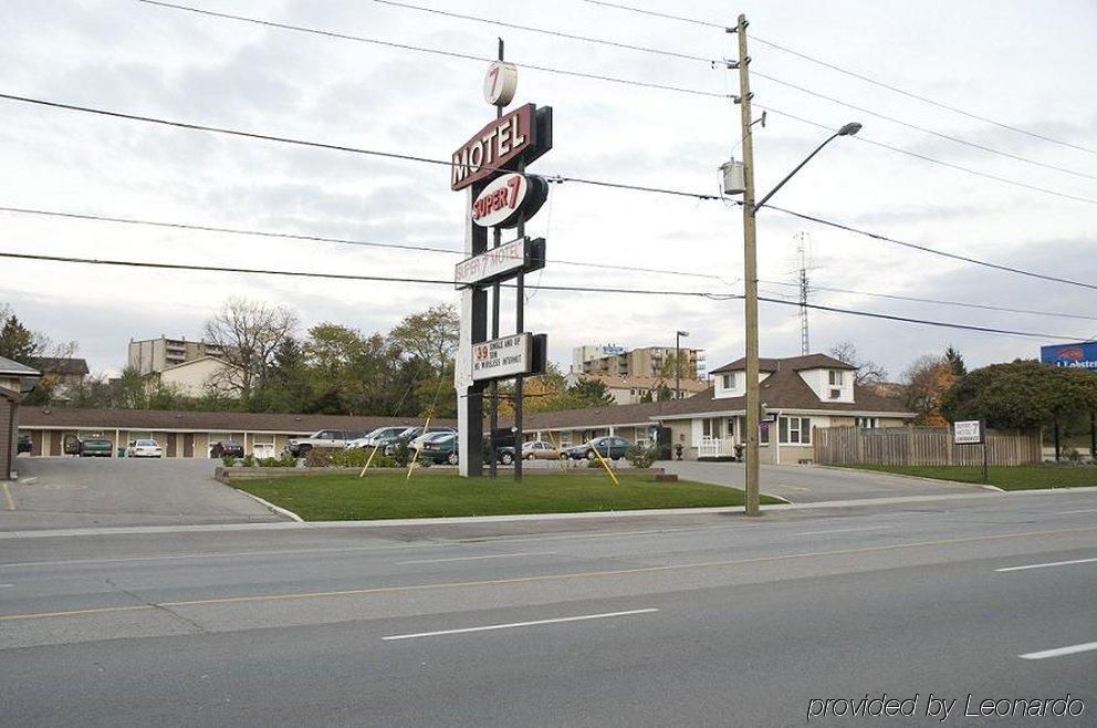 Super 7 Motel London Exterior photo